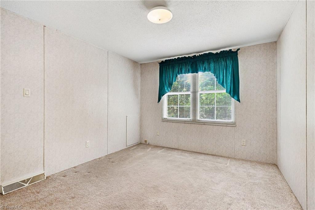 194 Pinehaven Drive Property Photo 19