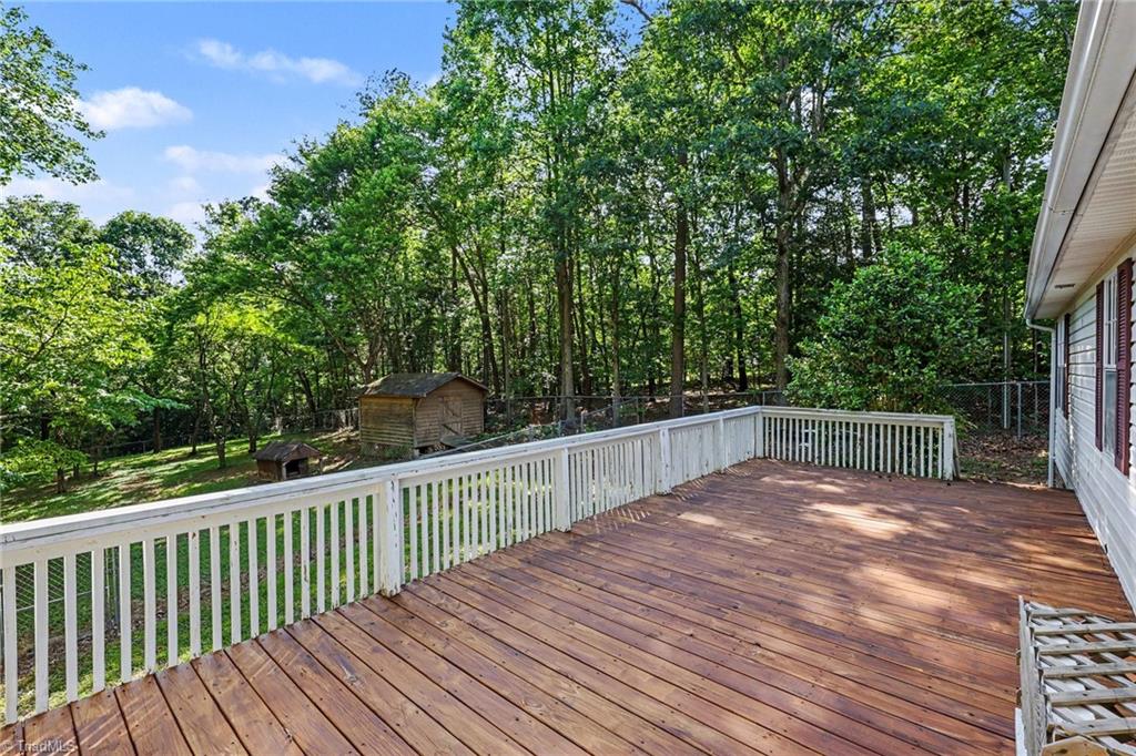 194 Pinehaven Drive Property Photo 26