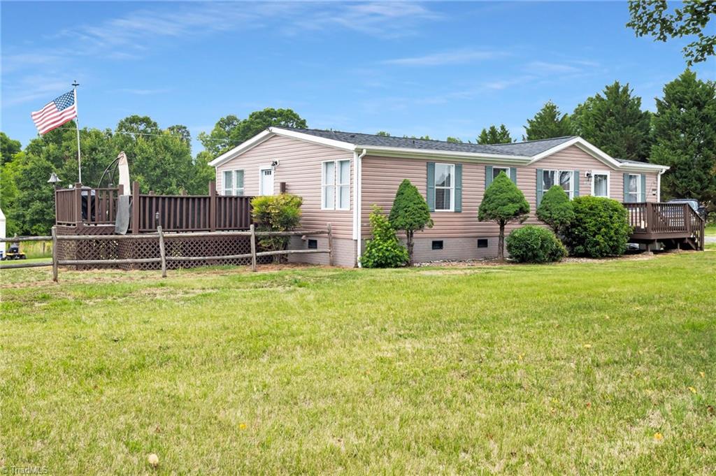 1677 Jennings Road Property Photo 1