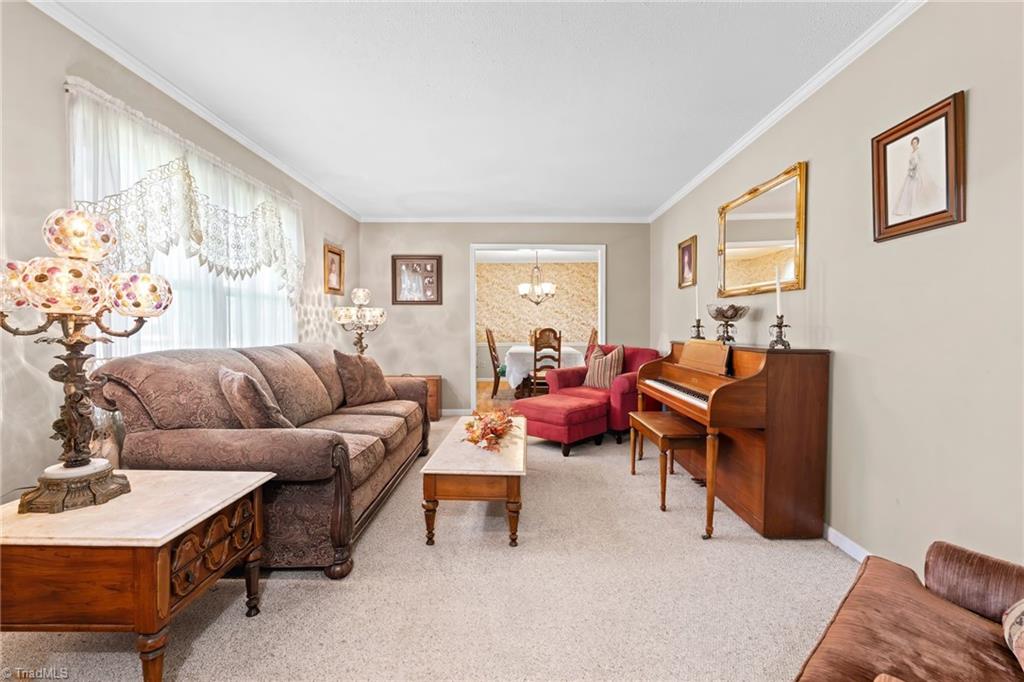 154 Meadowview Road Property Photo 6