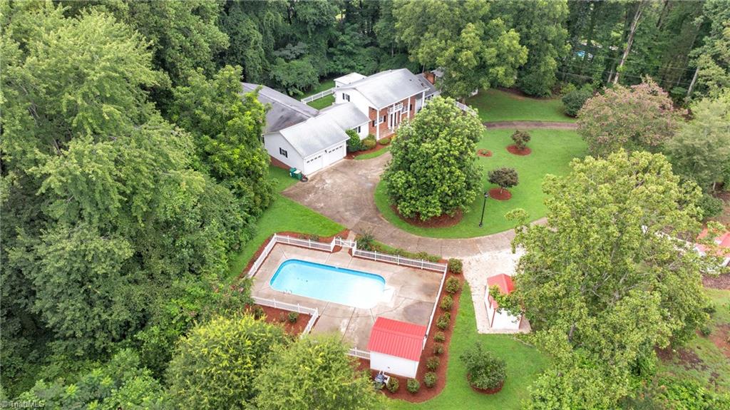620 Walkertown Guthrie Road Property Photo 3