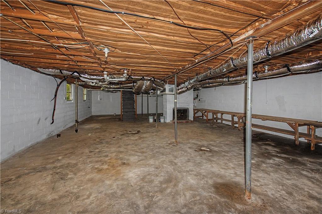 3761 Spaulding Drive Property Photo 18