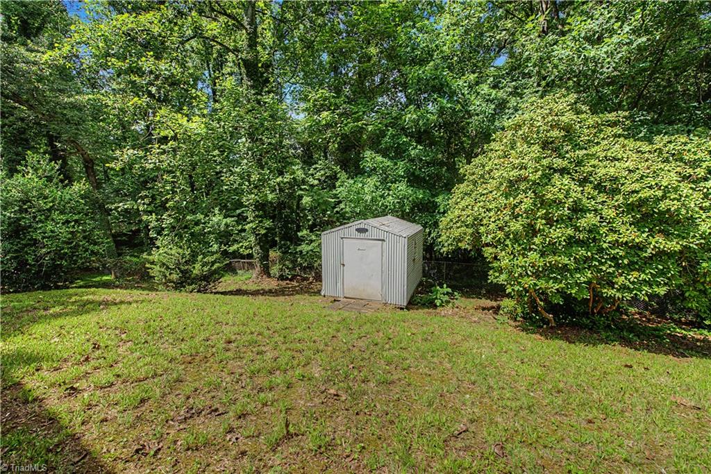 3761 Spaulding Drive Property Photo 20