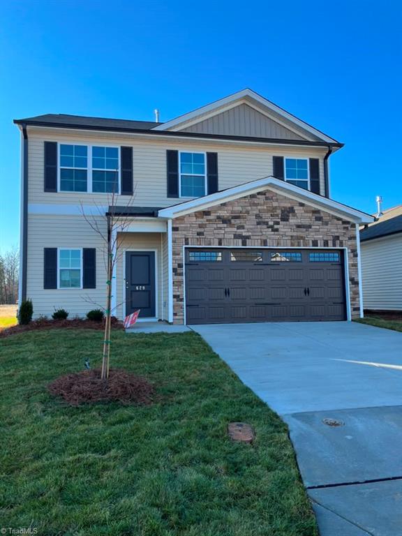 629 Cam Circle Property Photo 2