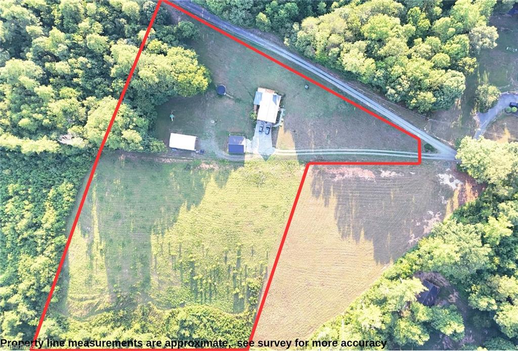 1744 R Chipman Drive Property Photo 4