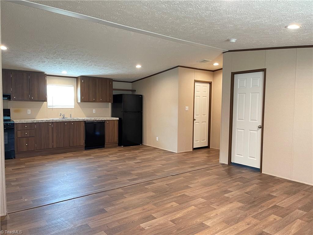 1111 Fulp Road Property Photo 10
