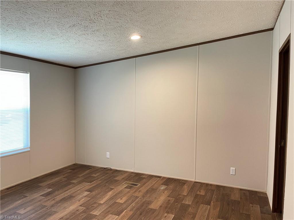 1111 Fulp Road Property Photo 11