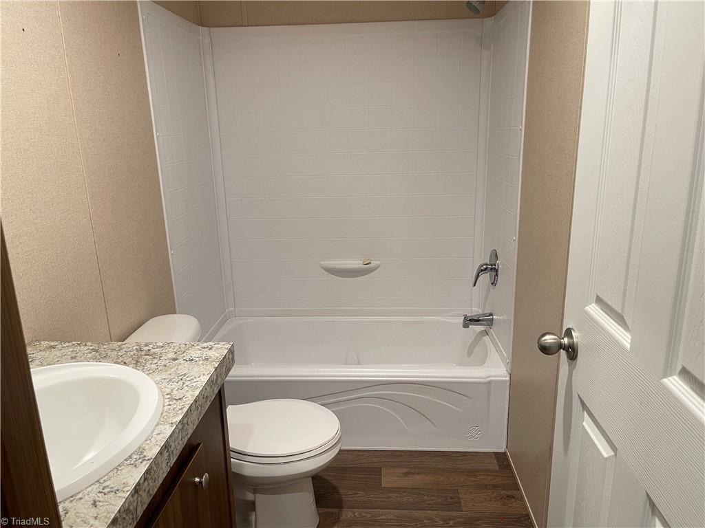 1111 Fulp Road Property Photo 16