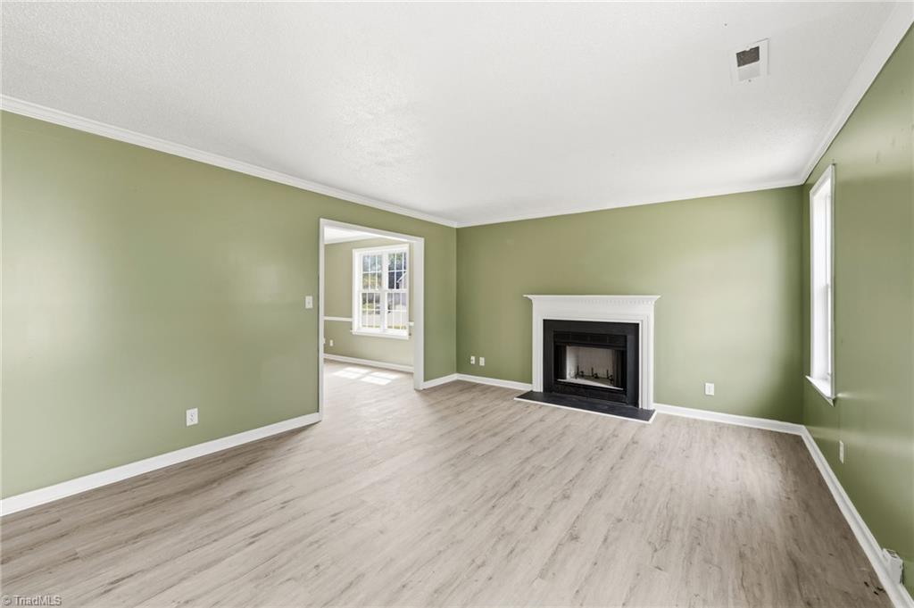 3650 Single Leaf Court Property Photo 8