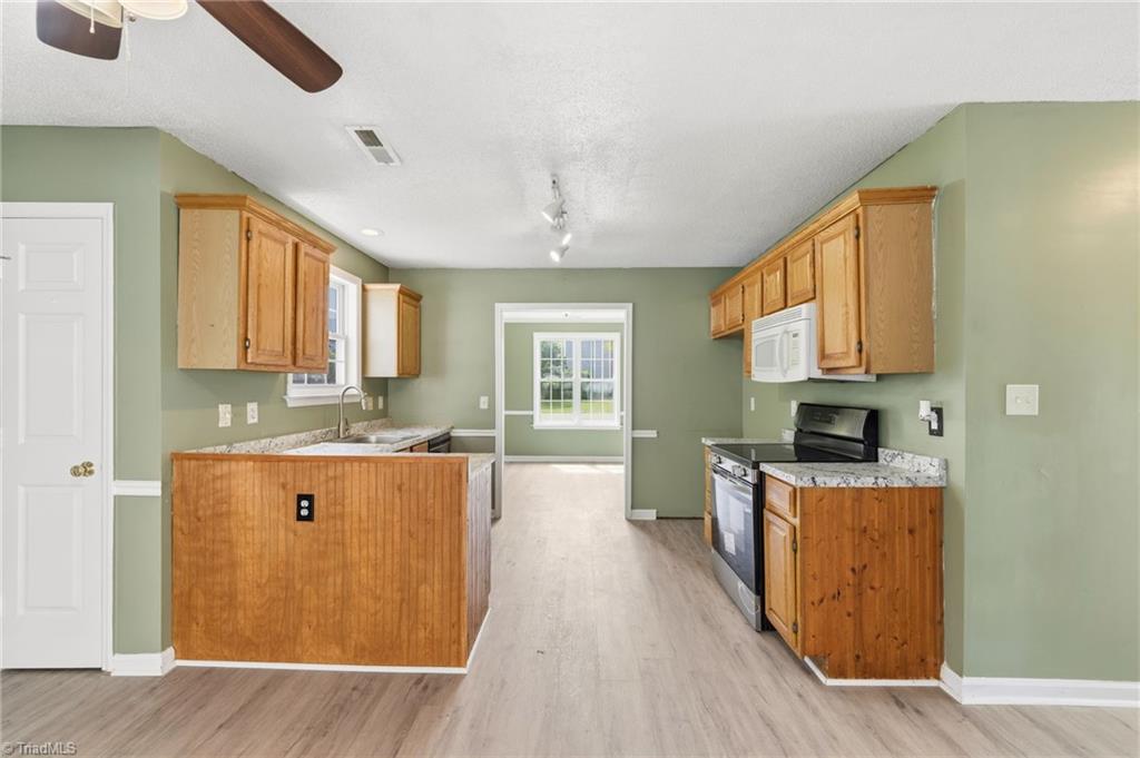 3650 Single Leaf Court Property Photo 11
