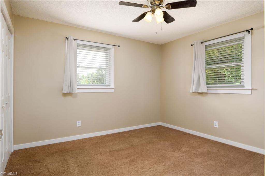4950 Fairview Court Property Photo 18