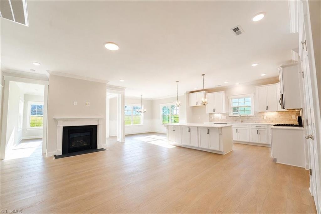 1040 Fairhaven Drive # 101 Property Photo 16