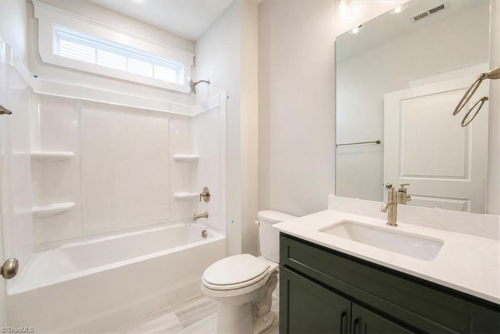 1040 Fairhaven Drive # 101 Property Photo 33