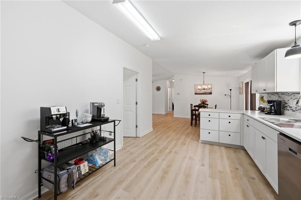 54 Brent Wood Property Photo 16
