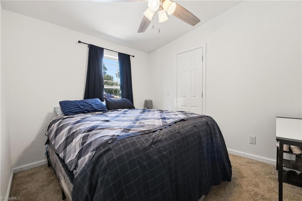 54 Brent Wood Property Photo 22