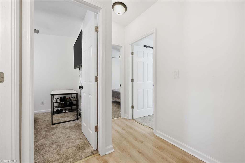 54 Brent Wood Property Photo 27