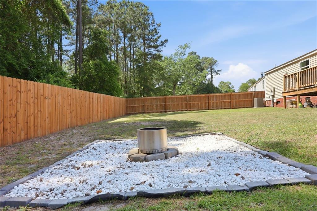 54 Brent Wood Property Photo 33