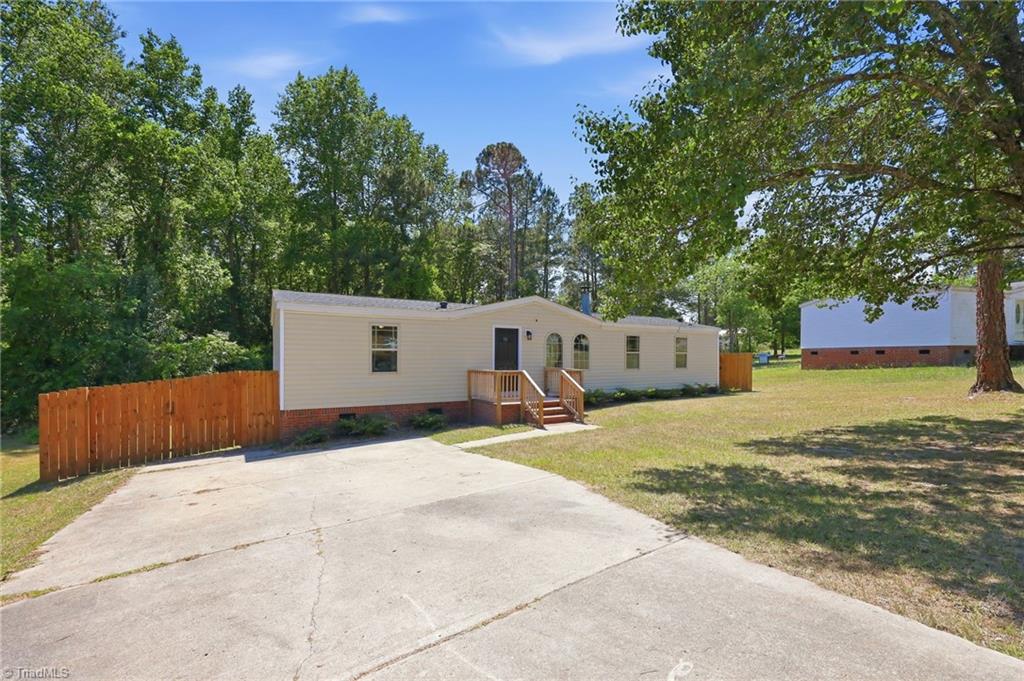 54 Brent Wood Property Photo 37