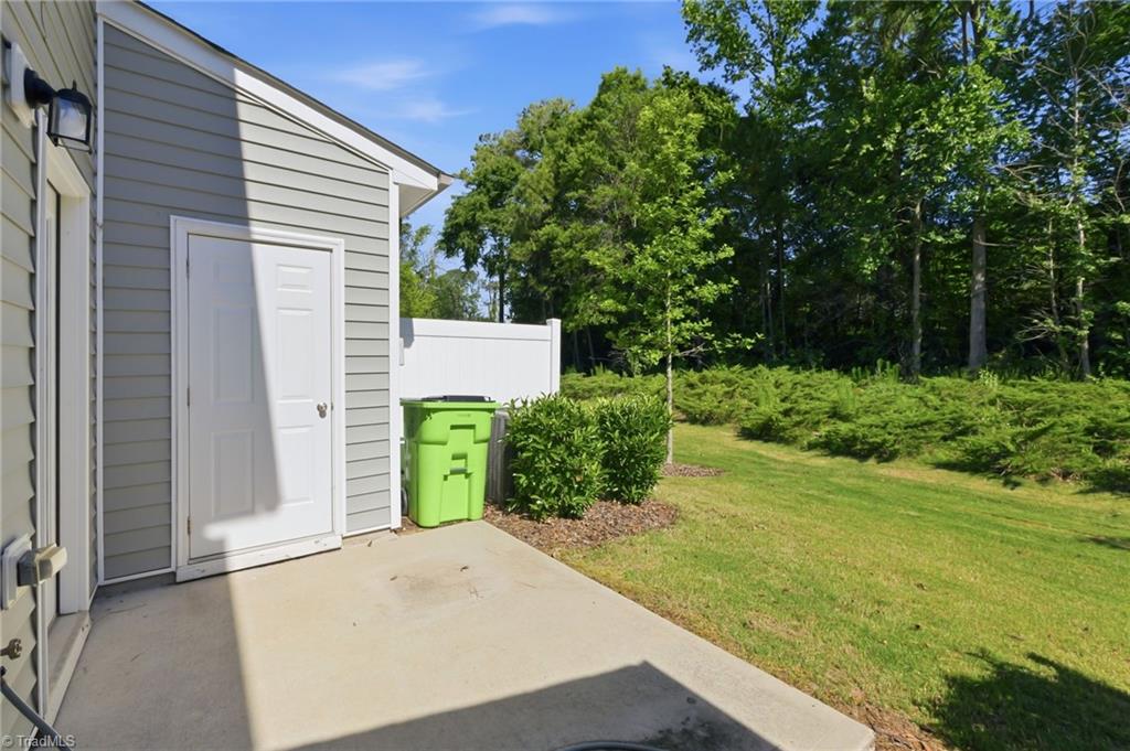 1415 Scholar Drive Property Photo 29
