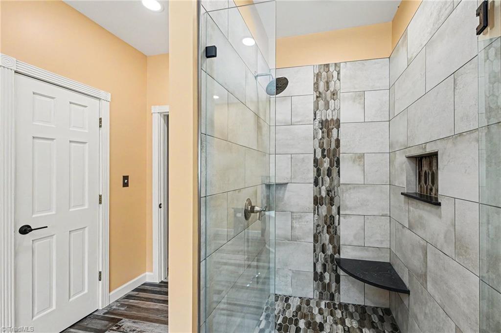 3190 Macbrandon Lane Property Photo 28