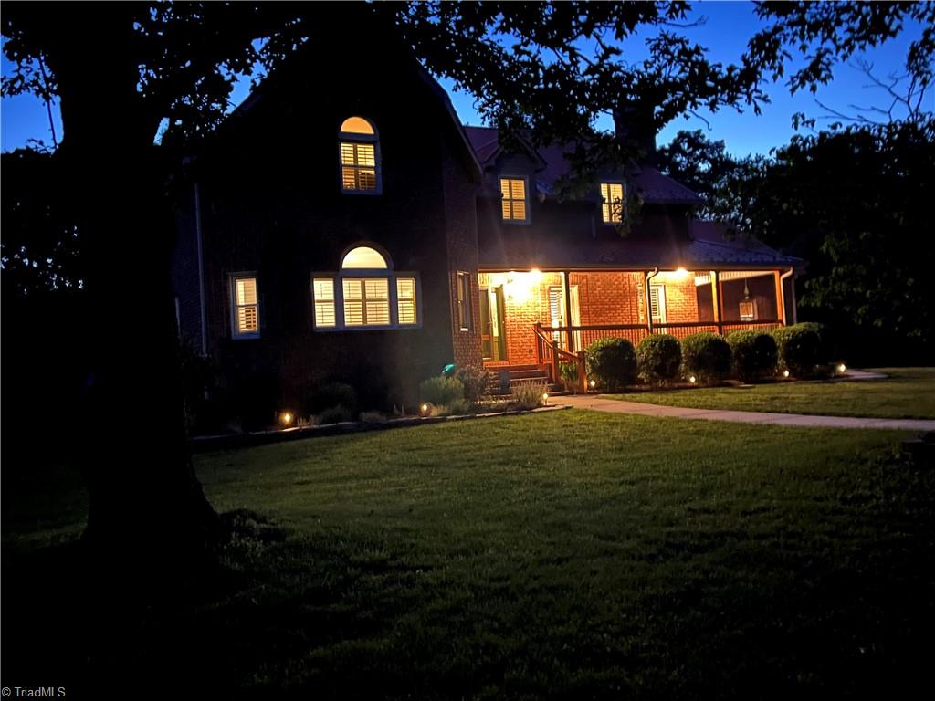 3190 Macbrandon Lane Property Photo 48