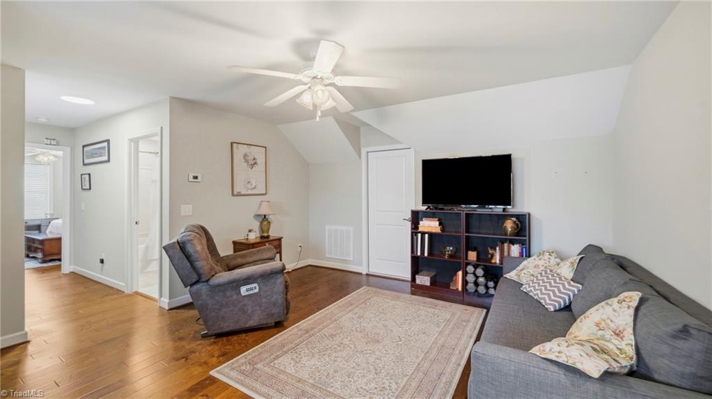 1103 Battery Drive Property Photo 34