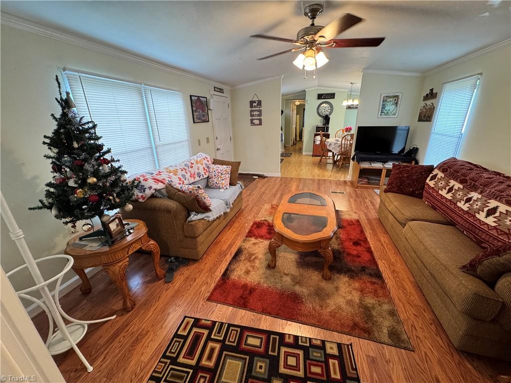429 Wayne Marshall Road Property Photo 7