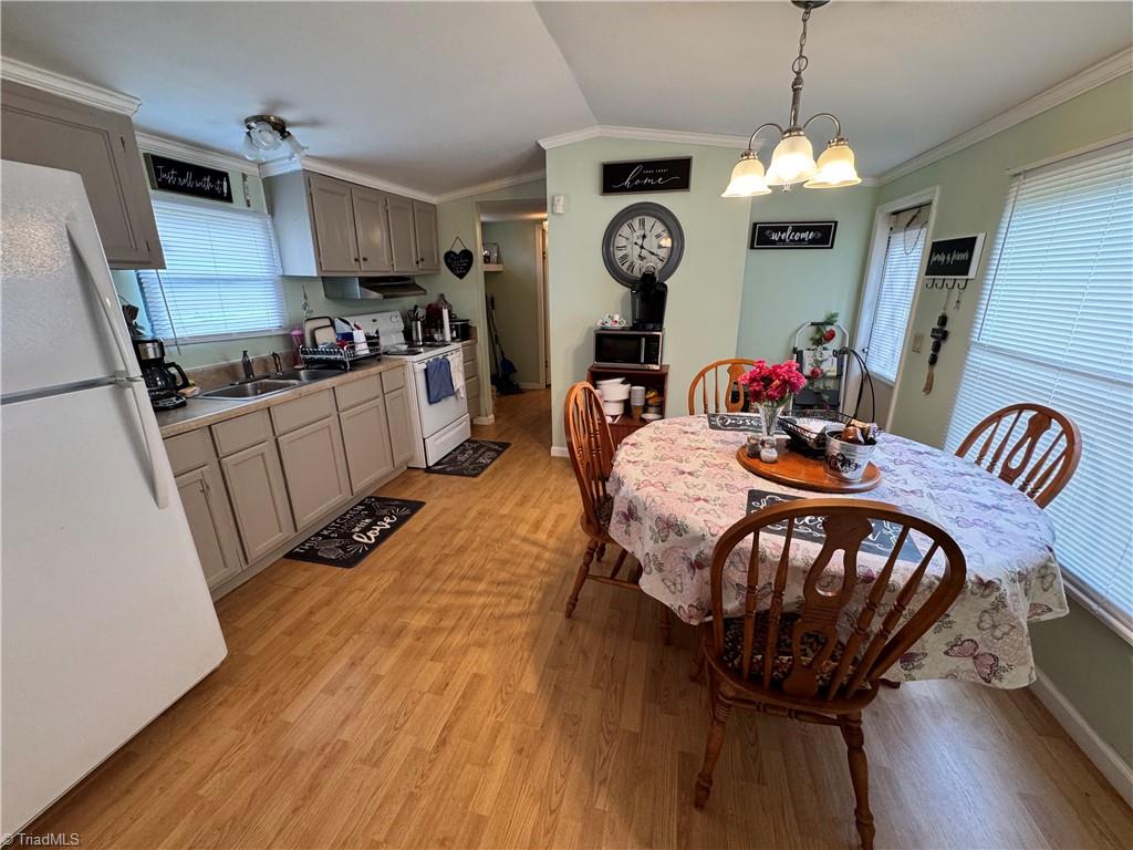 429 Wayne Marshall Road Property Photo 8