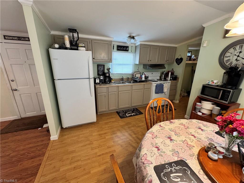 429 Wayne Marshall Road Property Photo 10