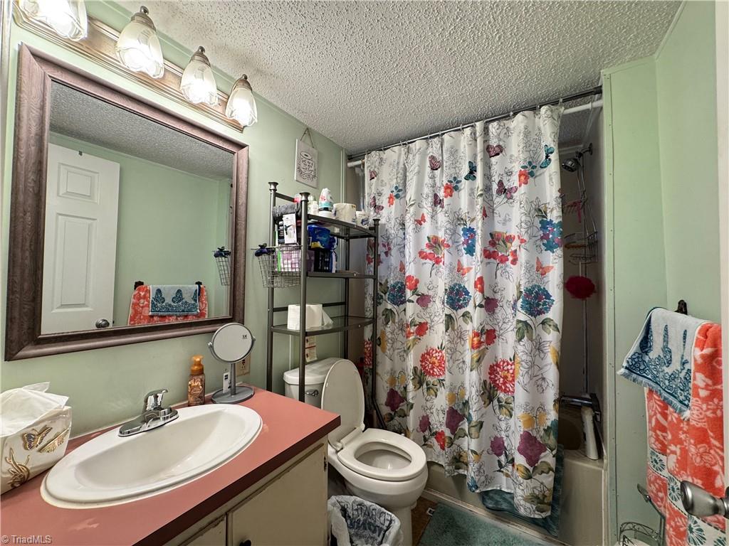 429 Wayne Marshall Road Property Photo 12