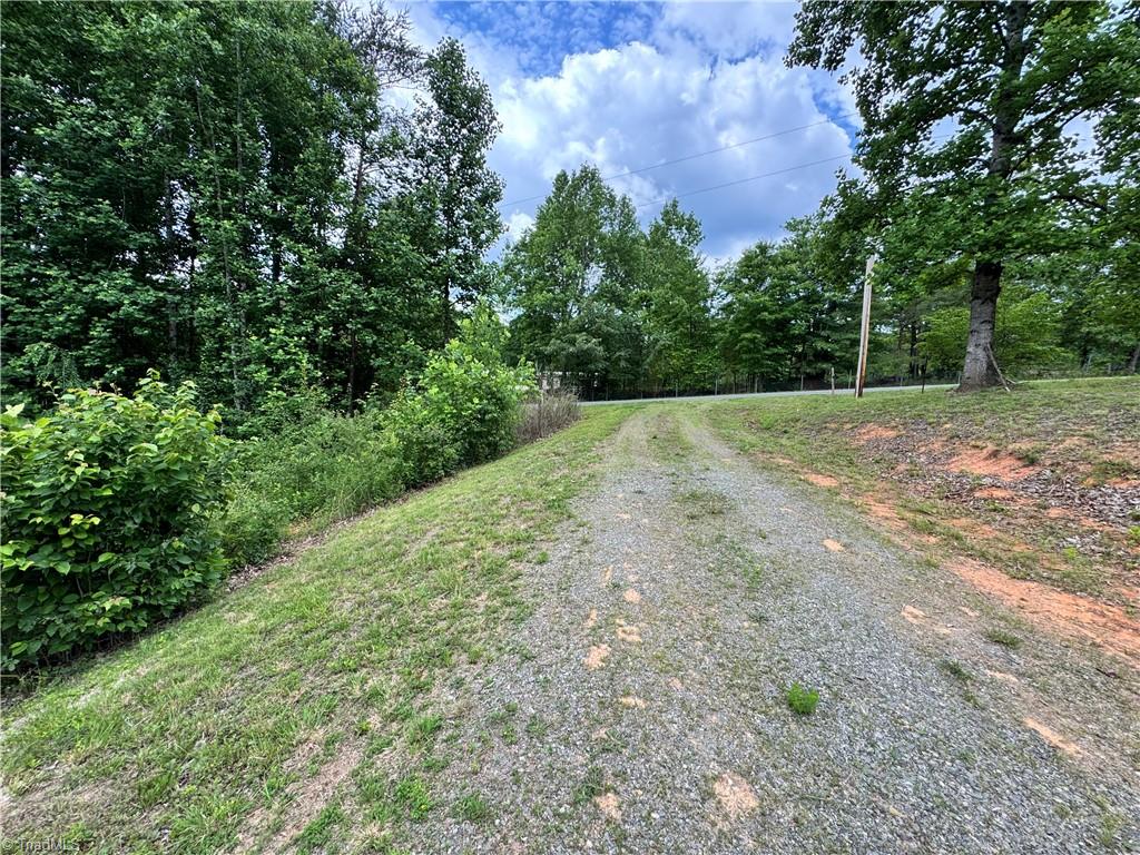 429 Wayne Marshall Road Property Photo 16