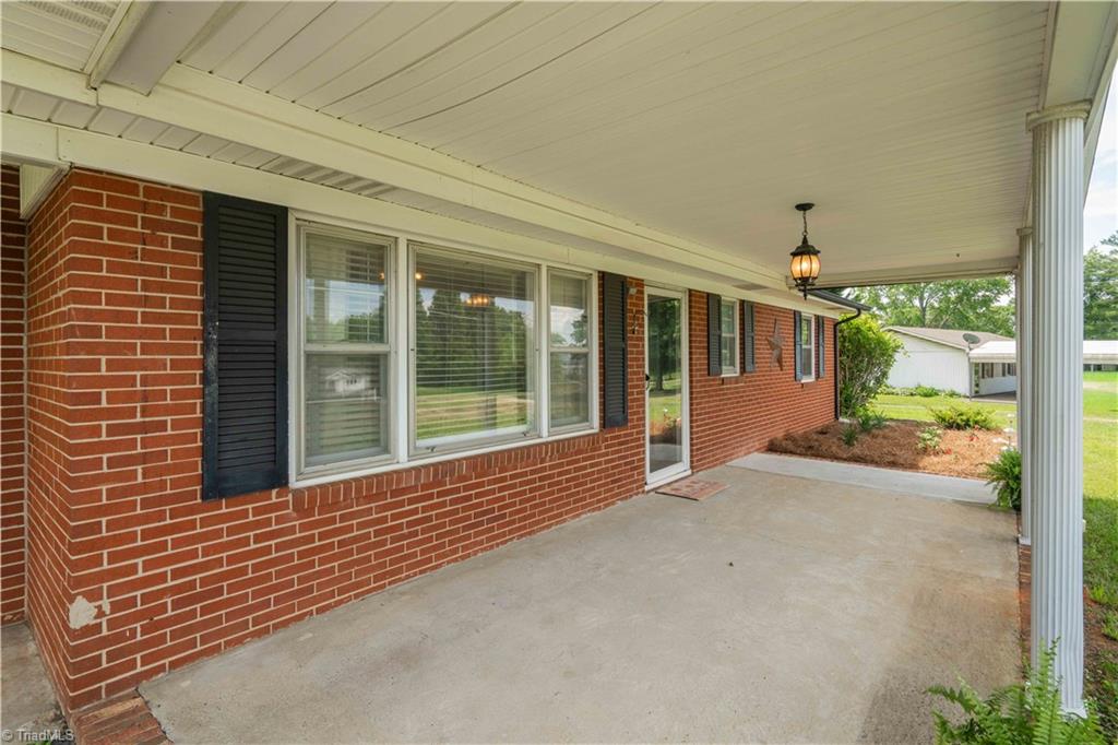 1427 Reeves Mill Road Property Photo 24