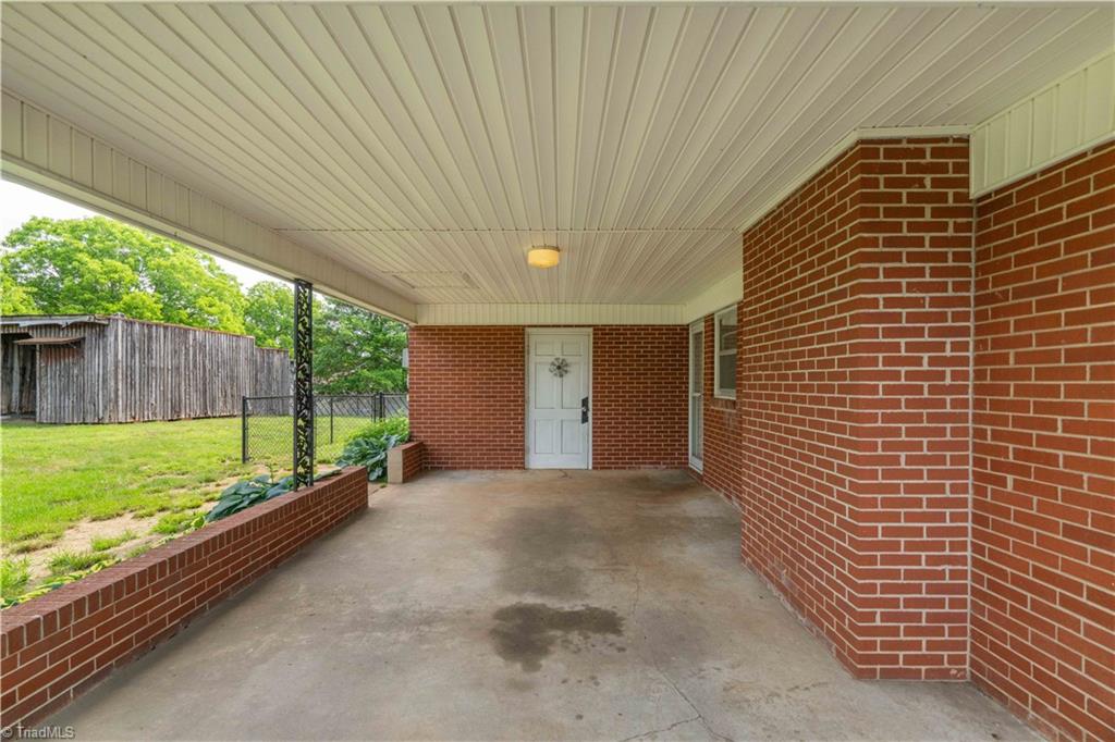 1427 Reeves Mill Road Property Photo 25
