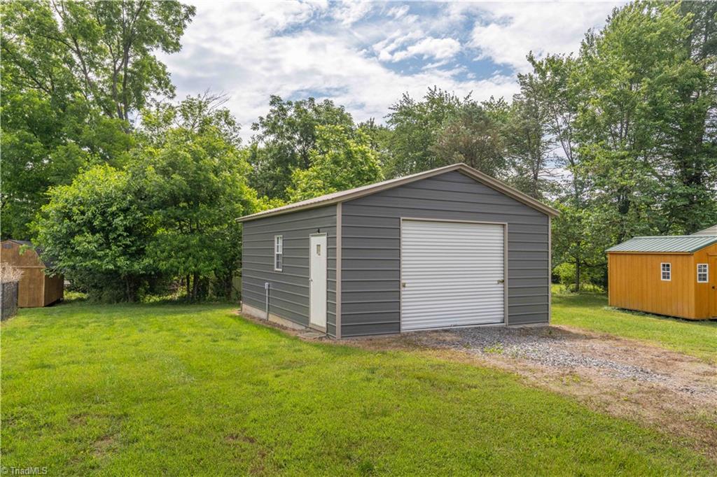 1427 Reeves Mill Road Property Photo 28