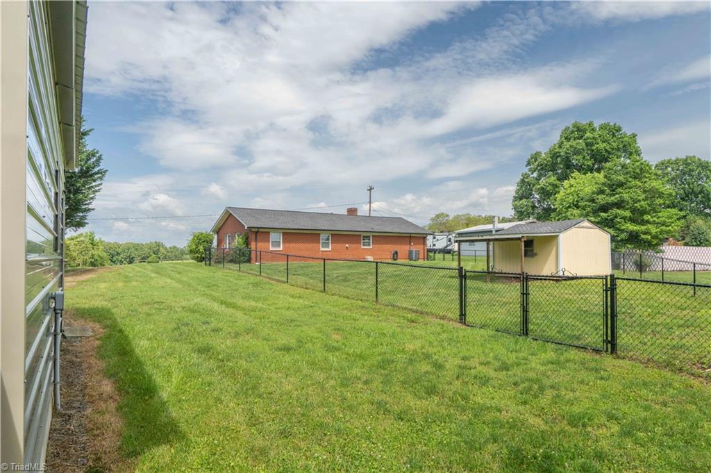 1427 Reeves Mill Road Property Photo 33