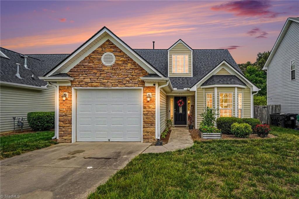 3513 Sunset Hollow Court Property Photo 1