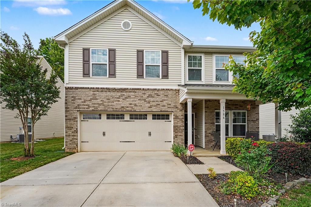 1586 Running Deer Drive