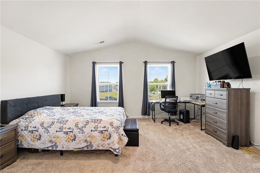 405 Gulliver Court Property Photo 13