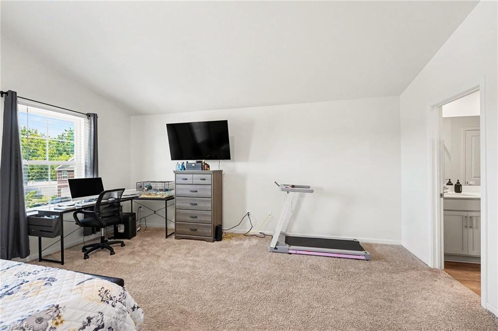 405 Gulliver Court Property Photo 14