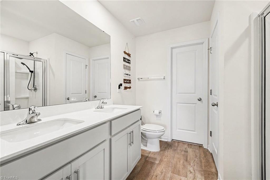 405 Gulliver Court Property Photo 15