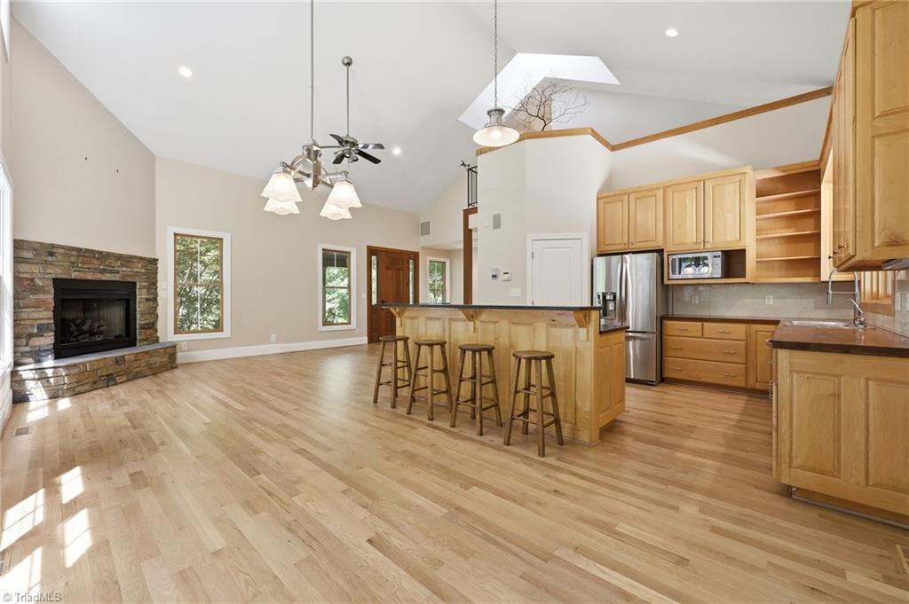 7718 Pearman Quarry Road Property Photo 1