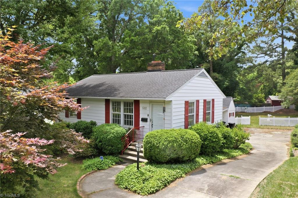532 Central Avenue Property Photo 2