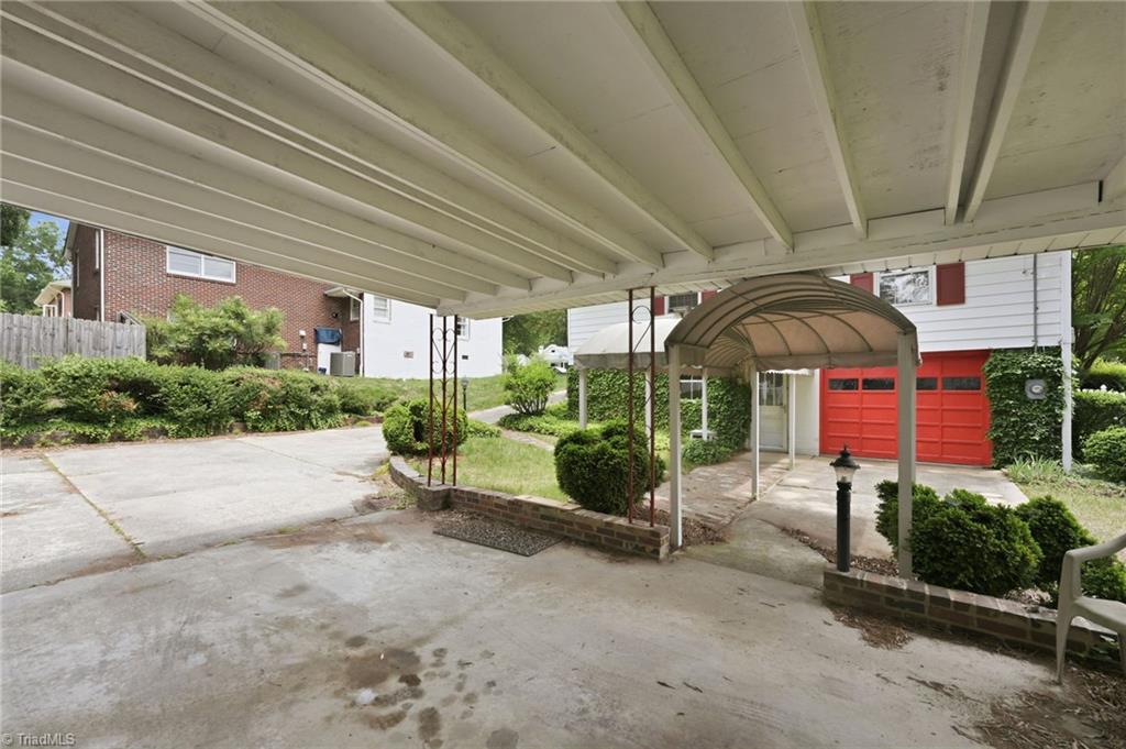 532 Central Avenue Property Photo 5