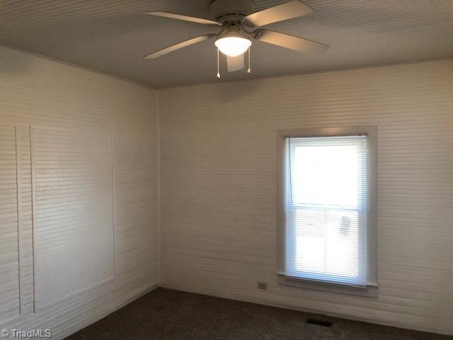 1143 Carolina Avenue Property Photo 4
