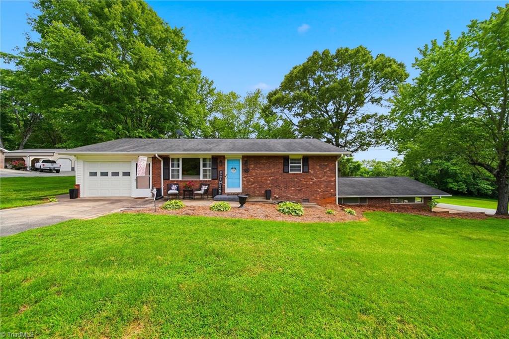141 Marview Drive Property Photo 1