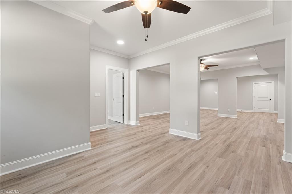 5477 Meadowlark Court Property Photo 7