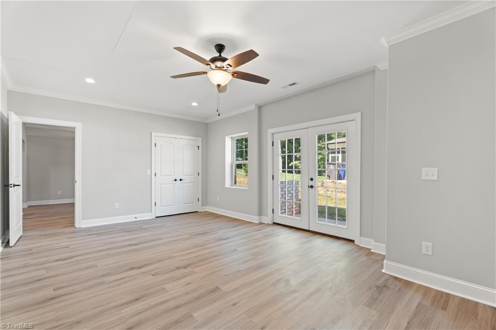 5477 Meadowlark Court Property Photo 8