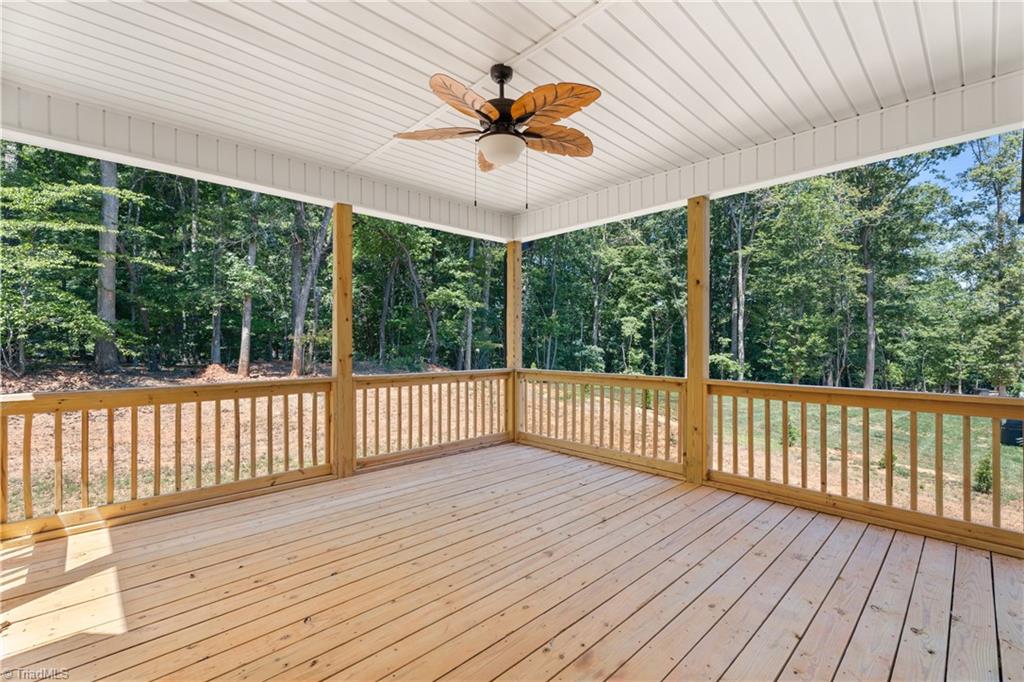 5477 Meadowlark Court Property Photo 9