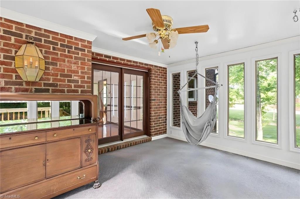 114 Willoughby Park Drive Property Photo 16