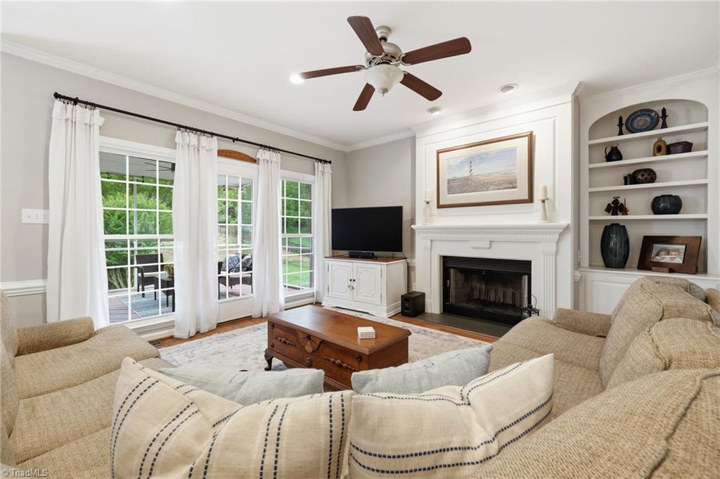 307 Overman Street Property Photo 18